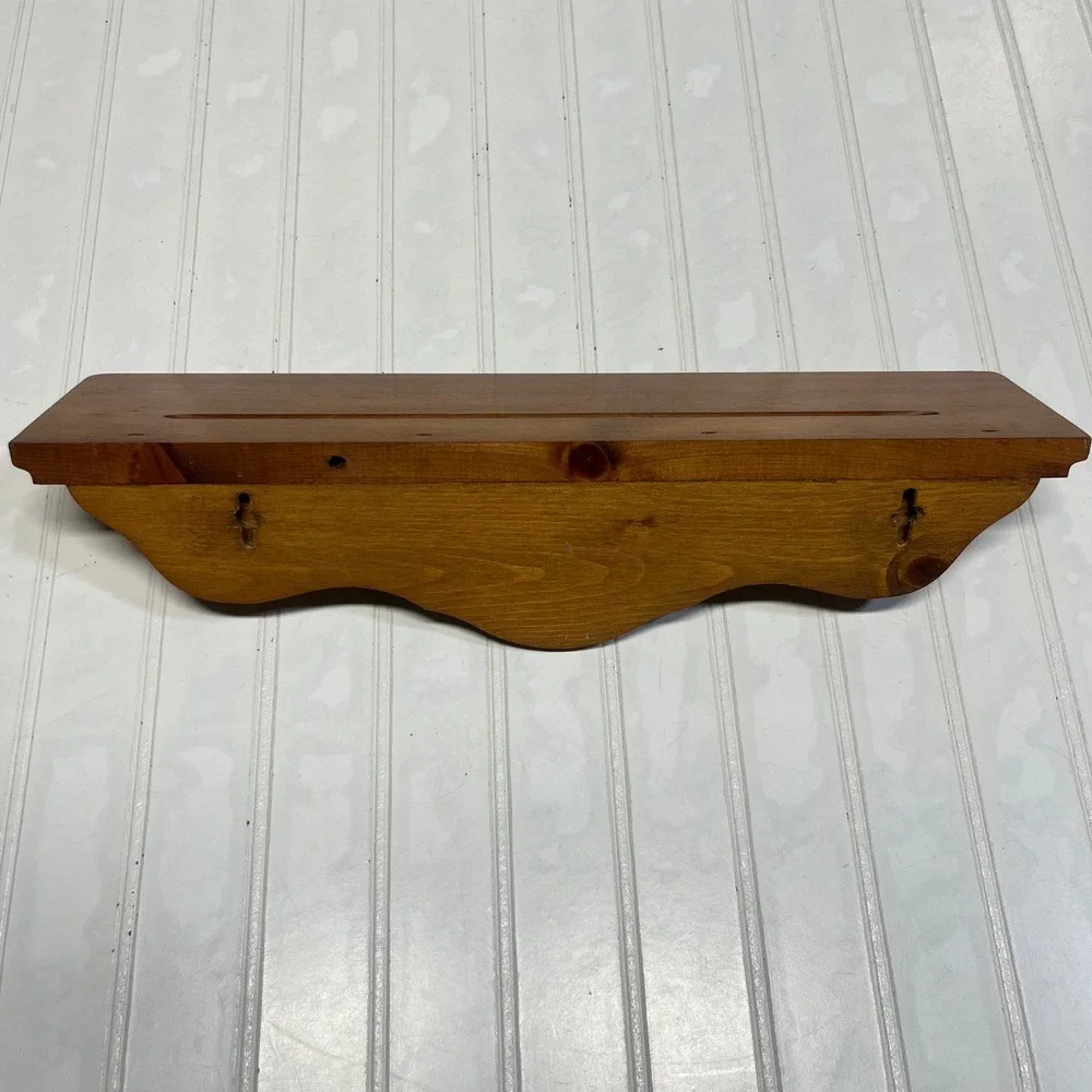 Vintage Scalloped Wood Floating Wall Shelf Plate Rail Honey Finish 17 Inch